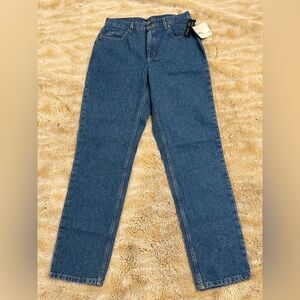NWT Liz Claiborne Classic Blue Jean 12 L ~Sits on Waist ~Curved Hip ~Tapered Leg